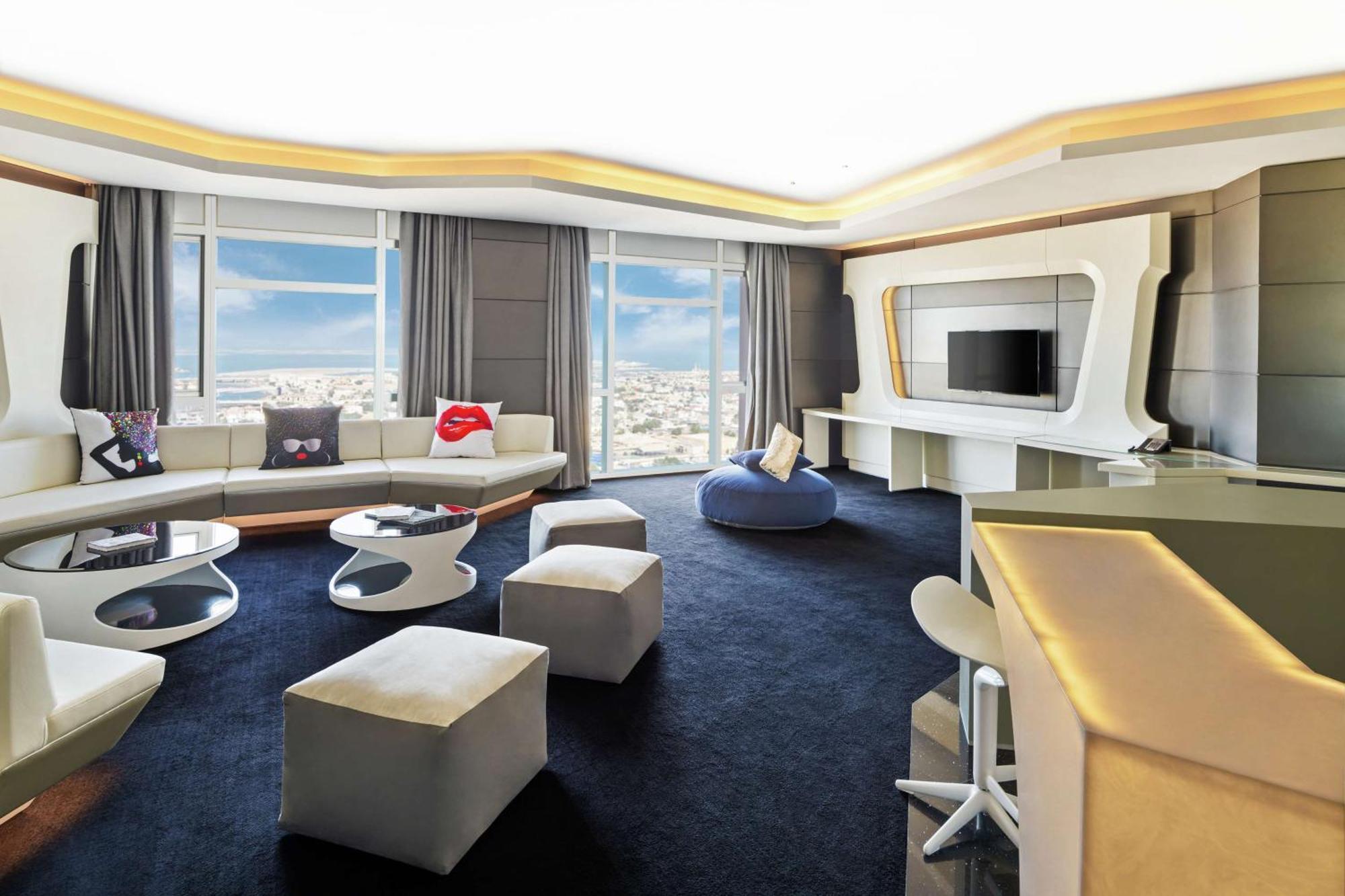 V Hotel Dubai, Curio Collection By Hilton Ngoại thất bức ảnh Suite