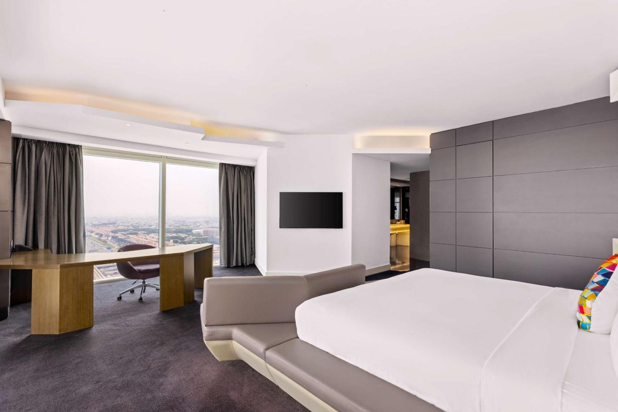 V Hotel Dubai, Curio Collection By Hilton Ngoại thất bức ảnh