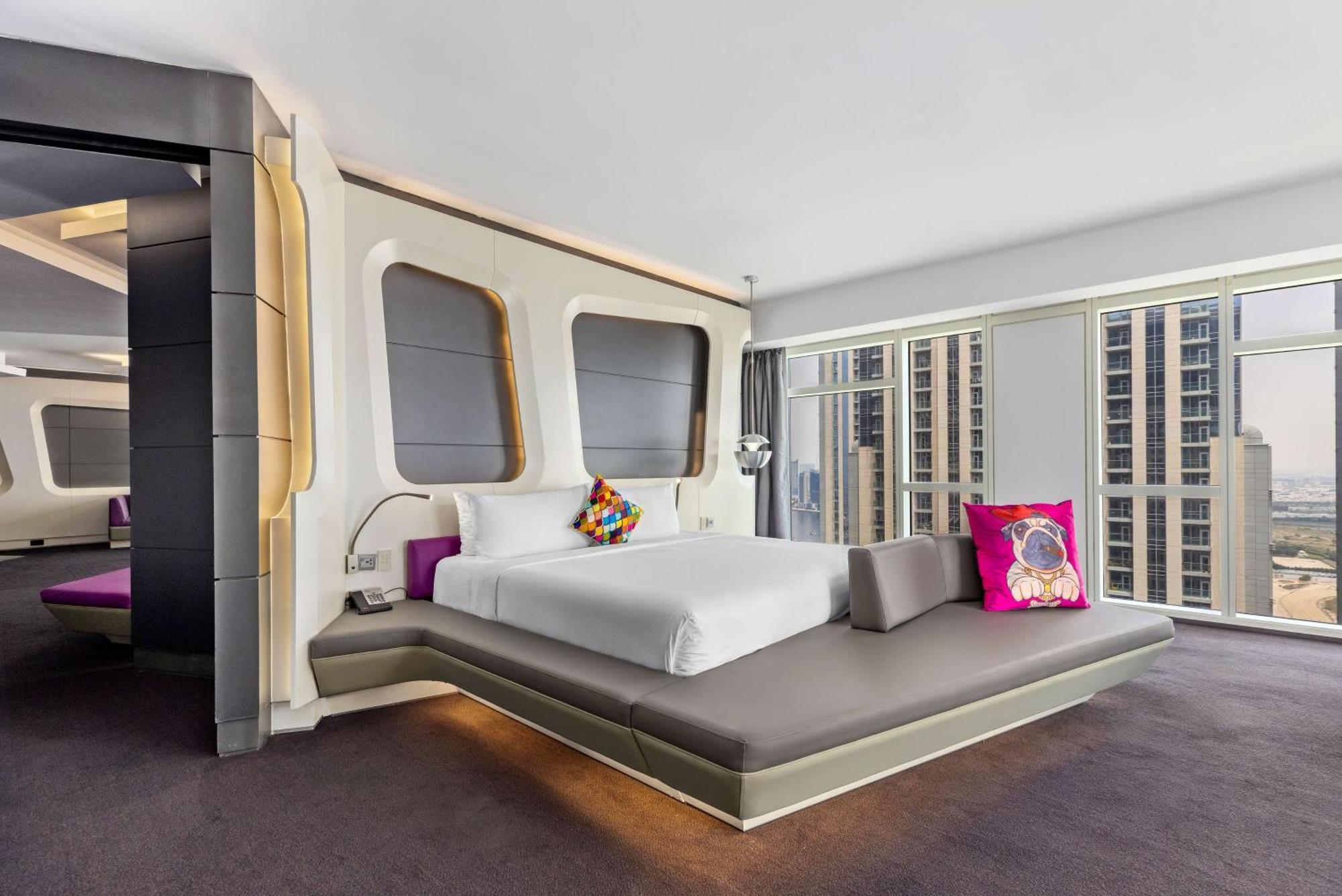 V Hotel Dubai, Curio Collection By Hilton Ngoại thất bức ảnh