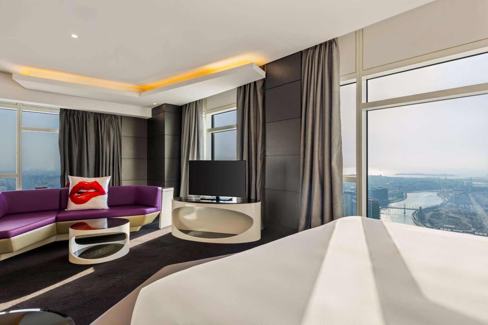 V Hotel Dubai, Curio Collection By Hilton Ngoại thất bức ảnh