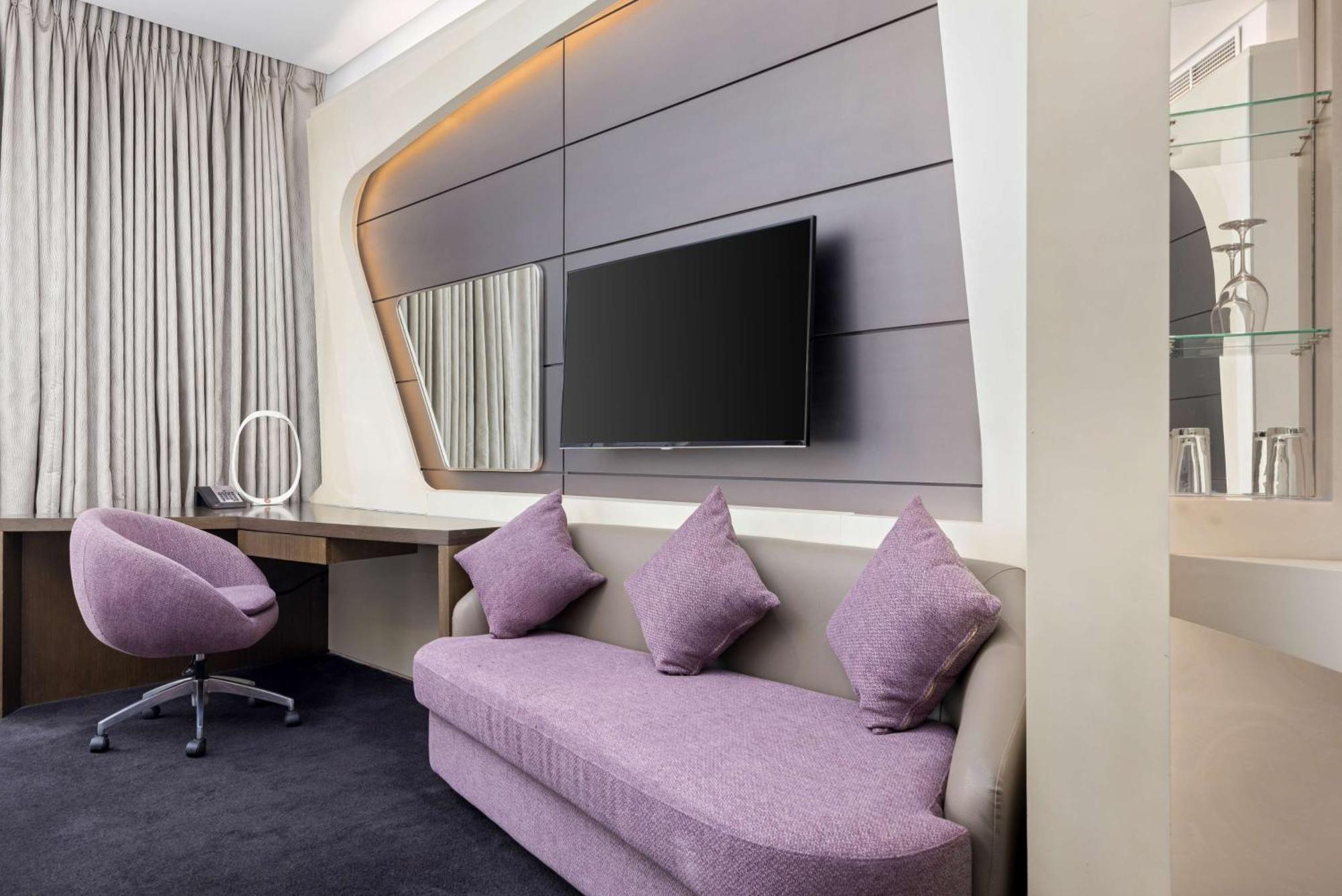 V Hotel Dubai, Curio Collection By Hilton Ngoại thất bức ảnh
